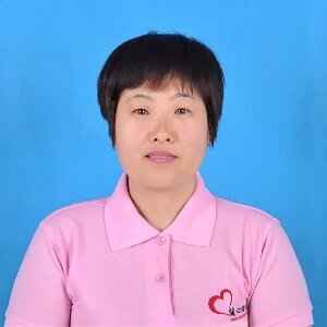 高級(jí)育嬰師——邴媛媛