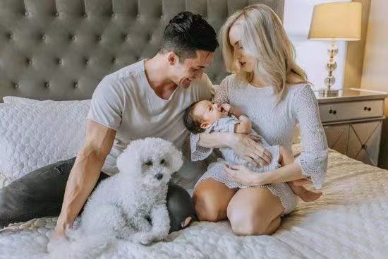 寶媽喂奶的時(shí)候經(jīng)常做這四件事，那寶寶的腹瀉就不可能避免！